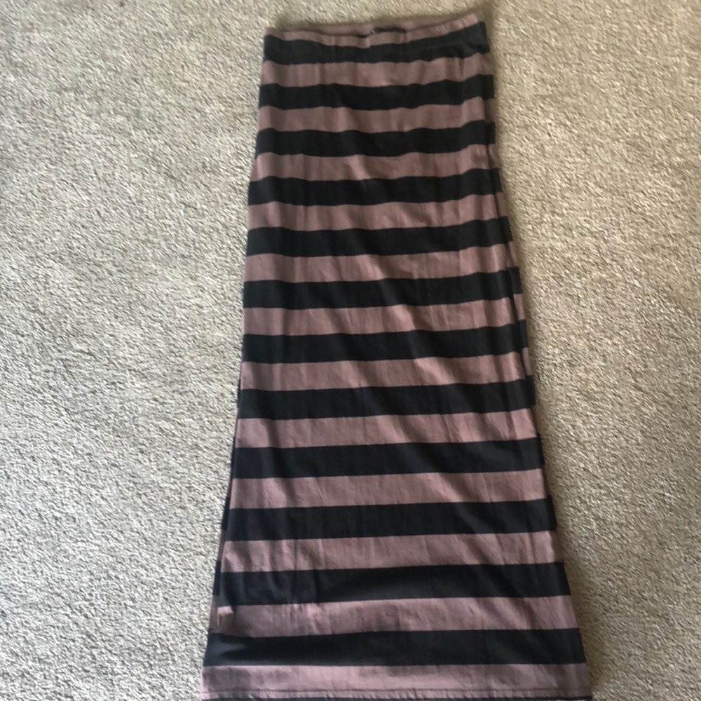 Billabong long black and brown striped maxi skirt, size s